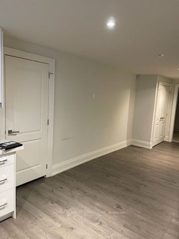 https://trreb-image.ampre.ca/JssFjlbsPO8TsmAlYcDHus45bjNl35VRTsPWKEmoST0/rs:fit:960:960/wm:.5:so:0:50:.4/wmsh:10/wmt:PHNwYW4gZm9yZWdyb3VuZD0nd2hpdGUnIGZvbnQ9JzY4Jz5IT01FQVJUIFJFQUxUWSBTRVJWSUNFUyBJTkMuLCBCcm9rZXJhZ2U8L3NwYW4-/L3RycmViL2xpc3RpbmdzLzQwLzQwLzU4LzA3L3AvYmQ0MGIwMjctM2Y4NC00NjIyLWIxNzEtMDQ4ZGIxNmFlOTlhLkpQRw.jpg