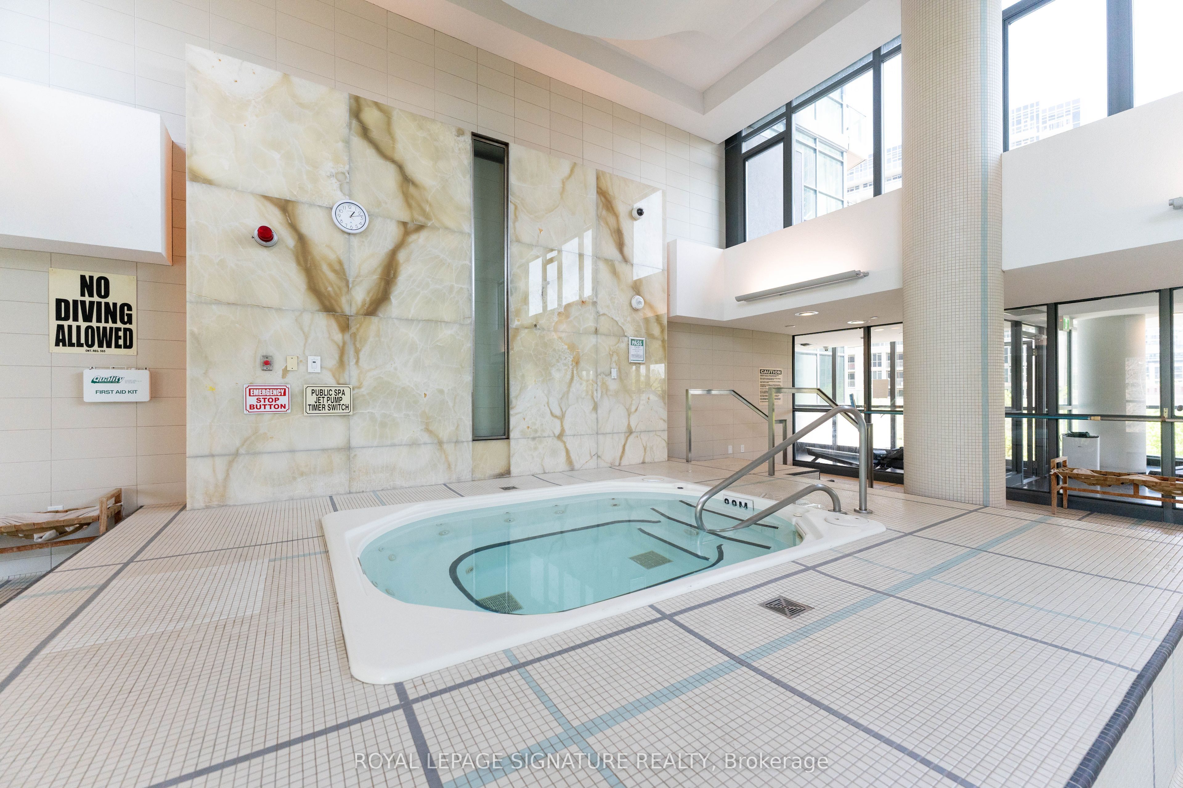 215 Fort York Boulevard, #3407