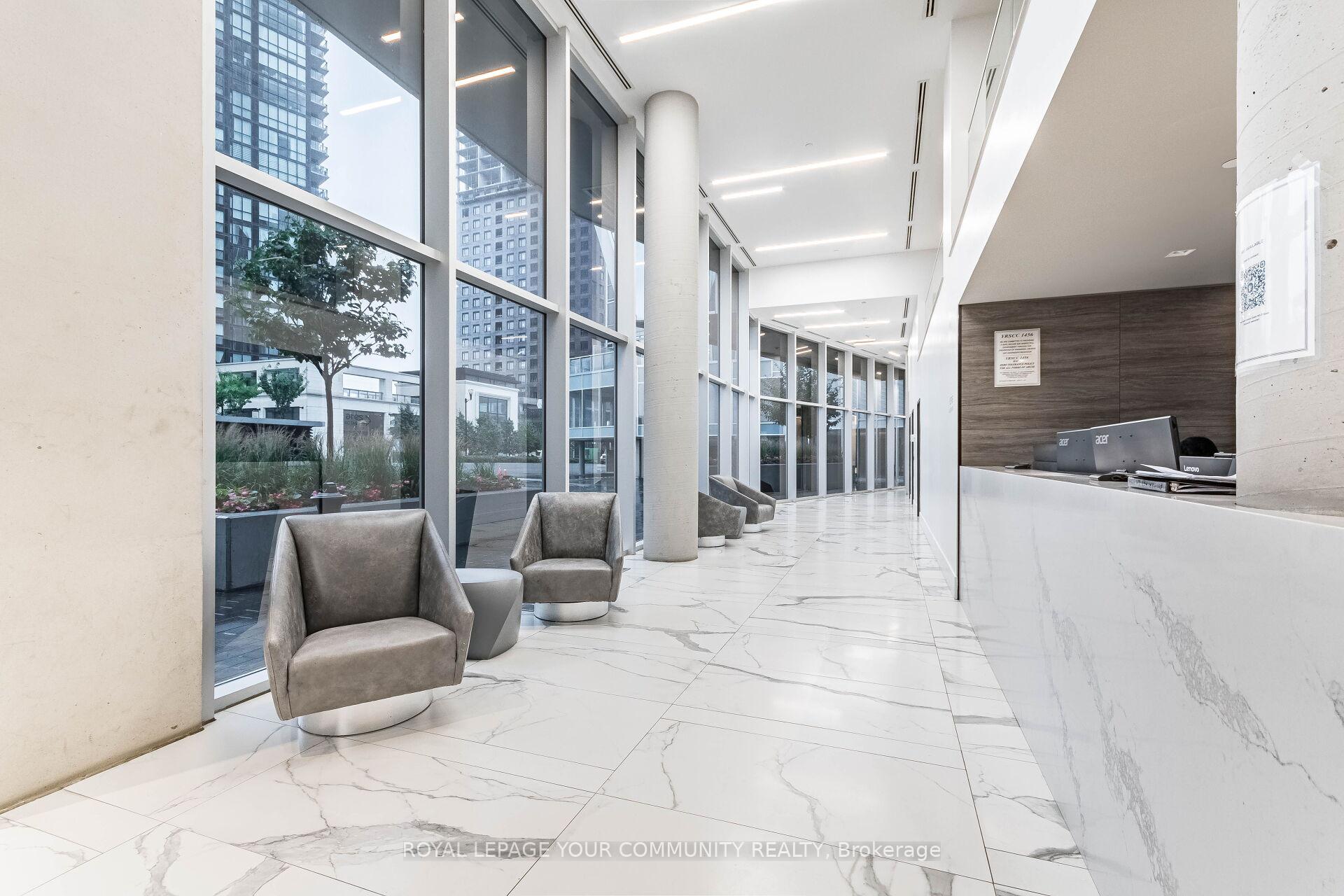 2 Bedrooms Condo at 2916 Highway 7,  Vaughan For sale