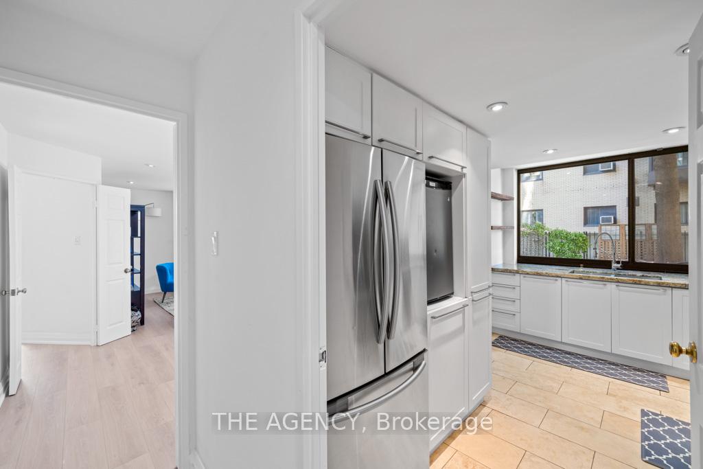 2 Bedrooms Condo at 211 St Patrick, Toronto For sale