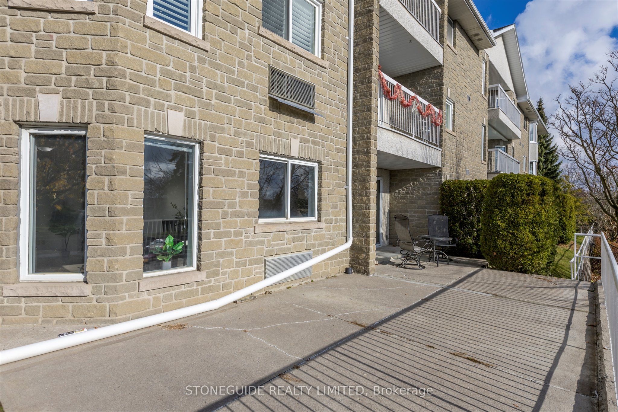 1099 Clonsilla Avenue, #116A
