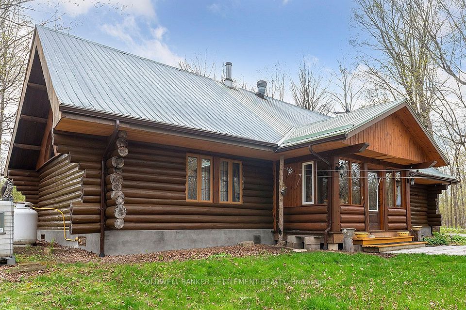 506 Holbrook Road, Montague, ON K7A 4S7