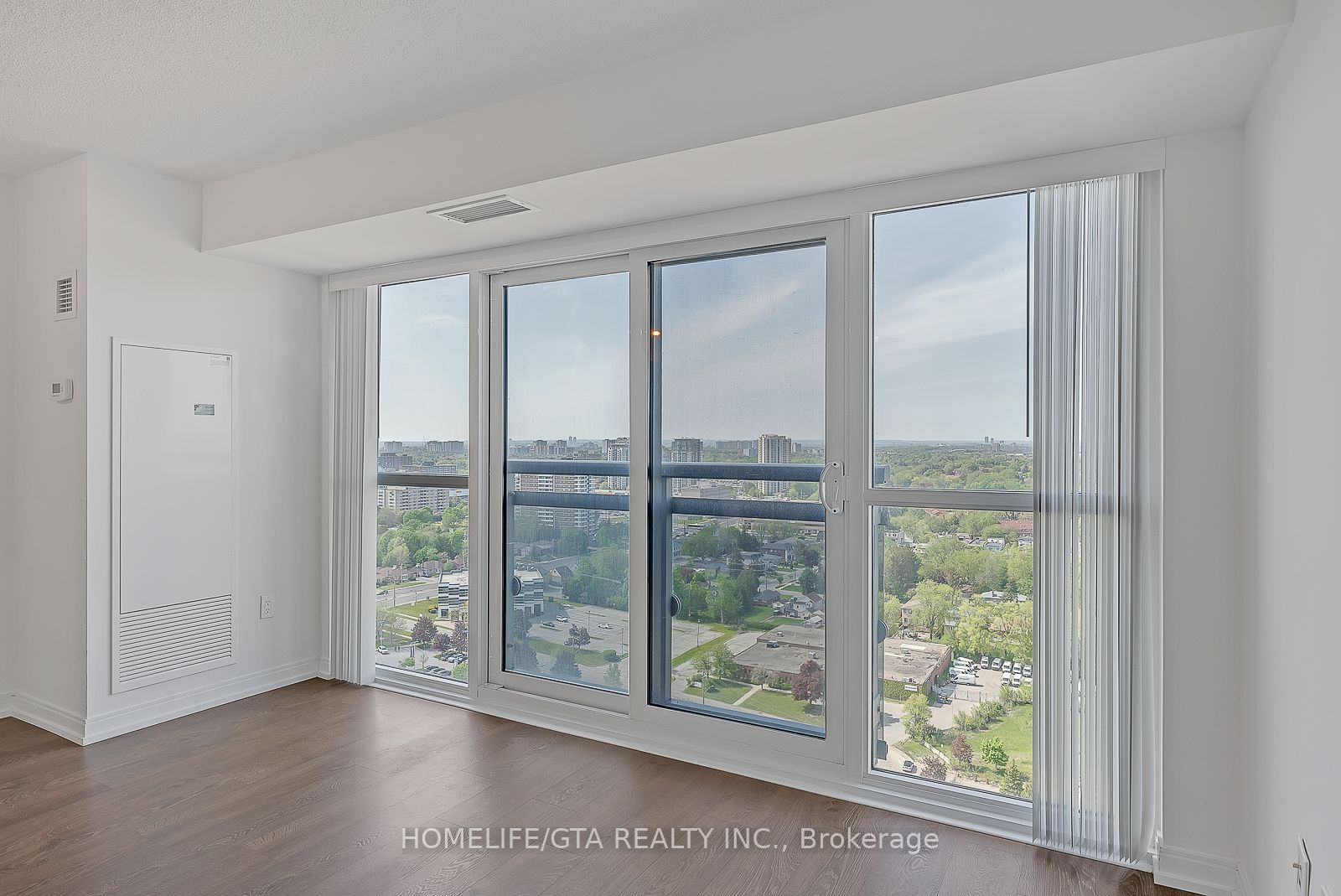 275 Village Green Square, #2121