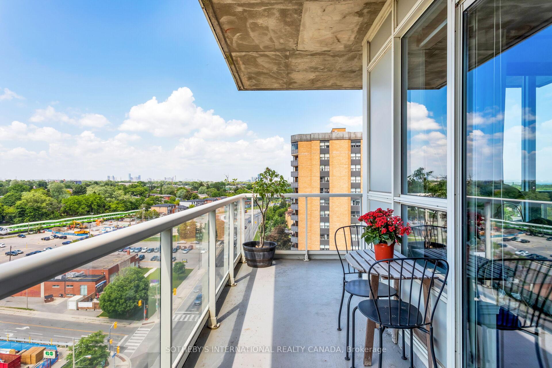 2 Bedrooms Condo at 3865 Lake Shore, Toronto For sale