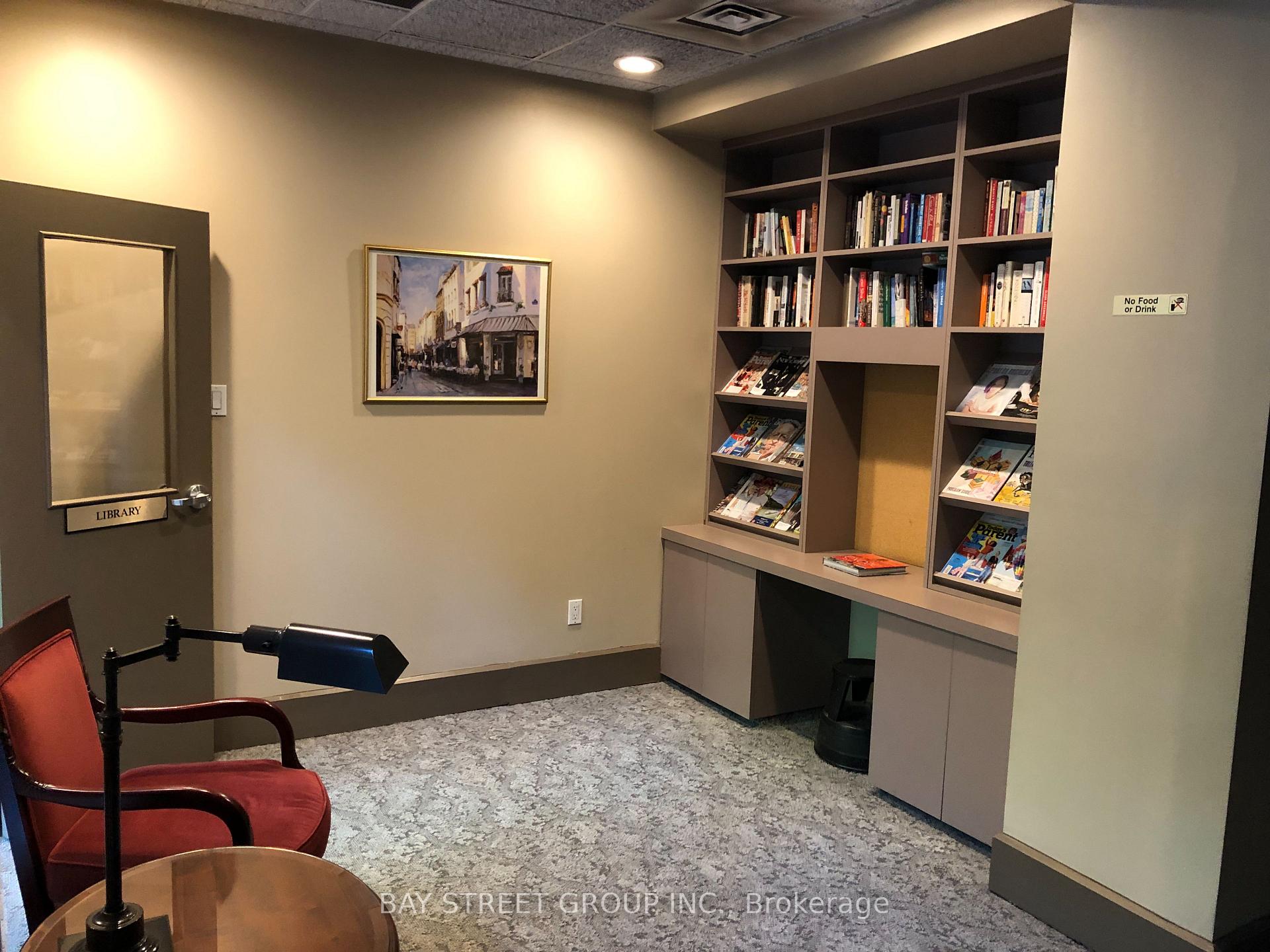 2 Bedrooms Condo at 284 Bloor, Toronto For sale