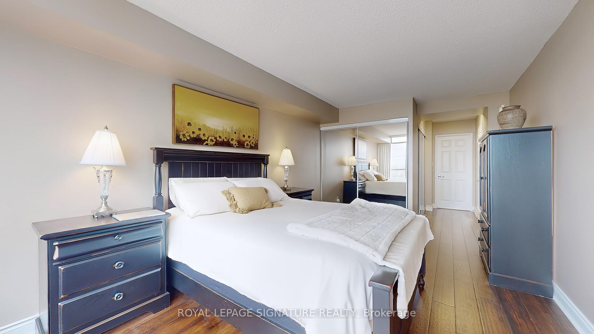 2 Bedrooms Condo at 3605 Kariya, Mississauga For sale