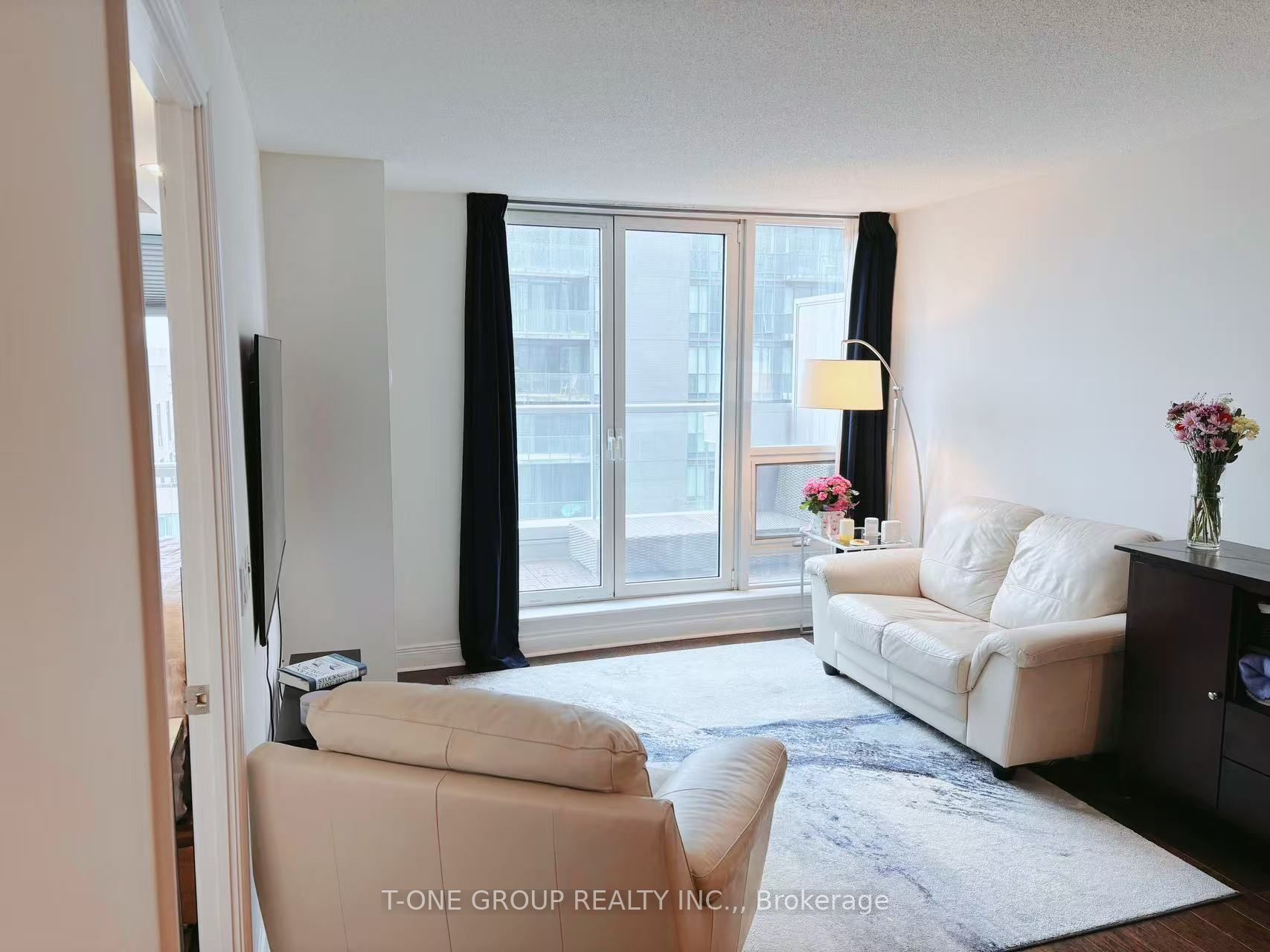 763 Bay Street, #3209