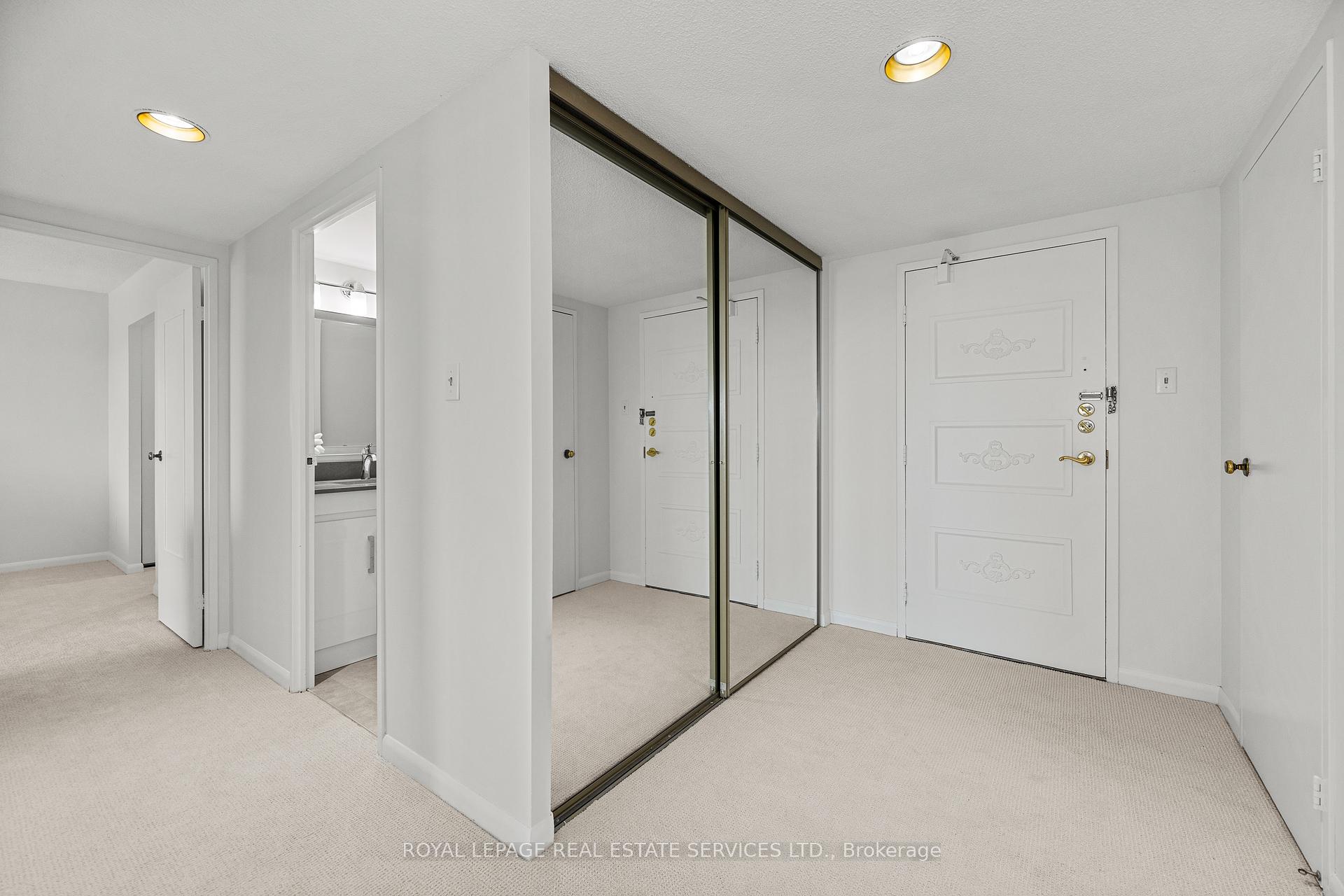 2 Bedrooms Condo at 2185 Marine,  Oakville For sale