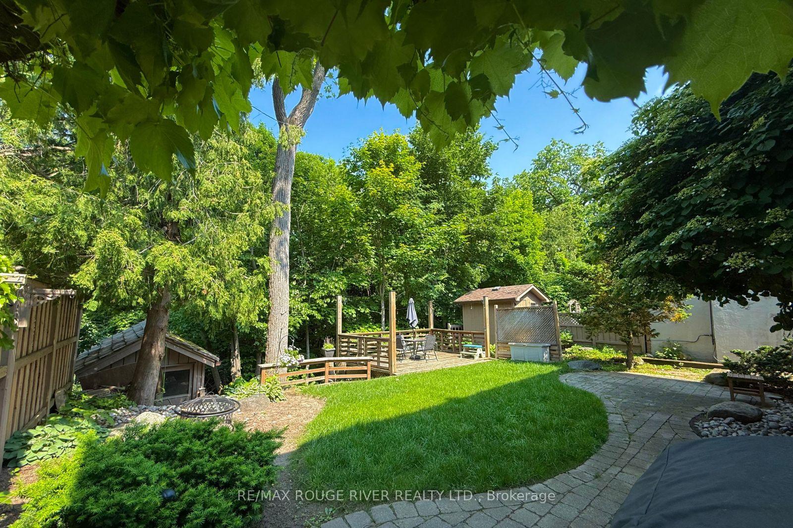 1128 Old Pye Court, Oshawa, ON L1G 7N8