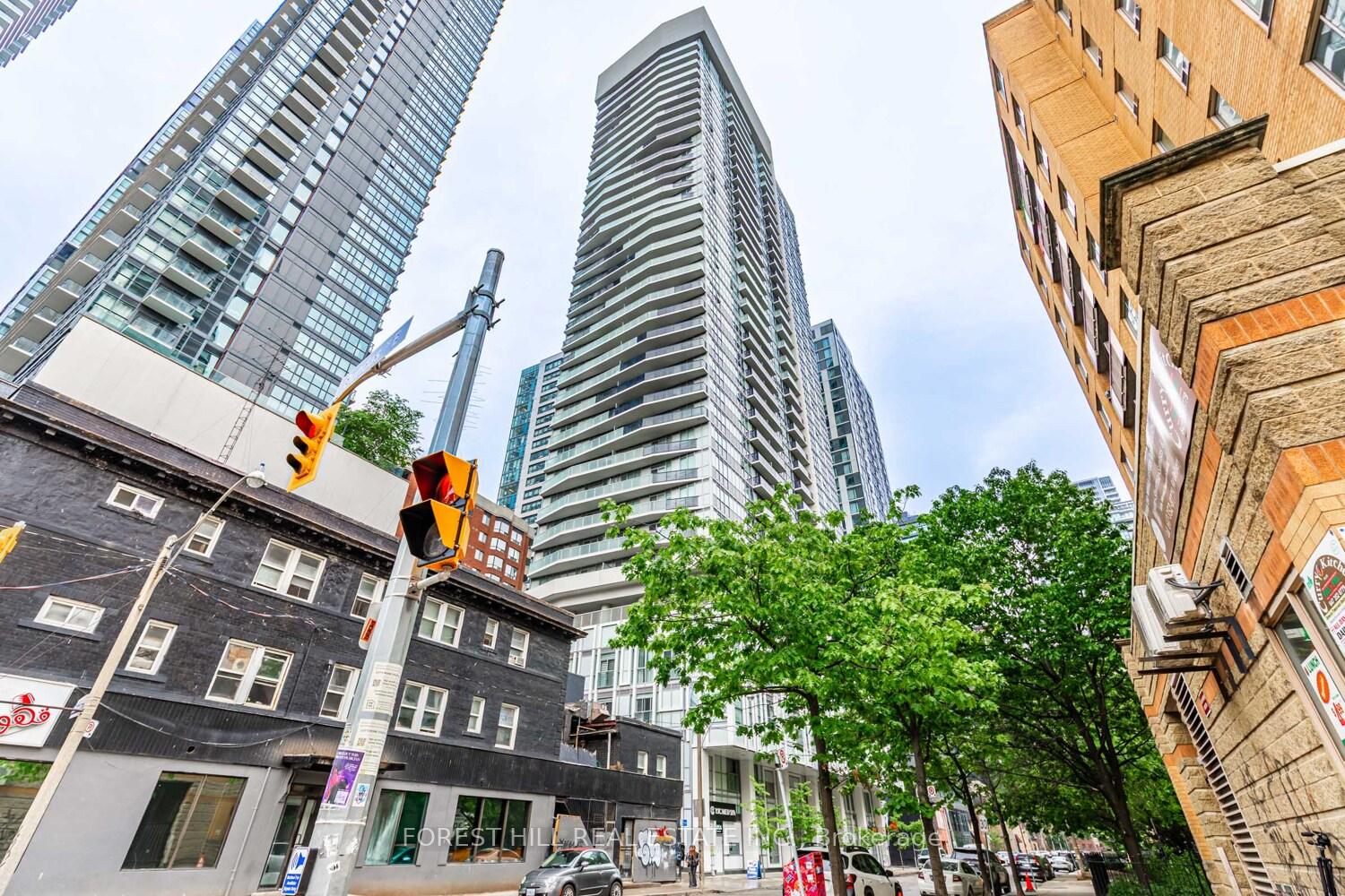 2 Bedrooms Condo at 77 Mutual, Toronto For sale