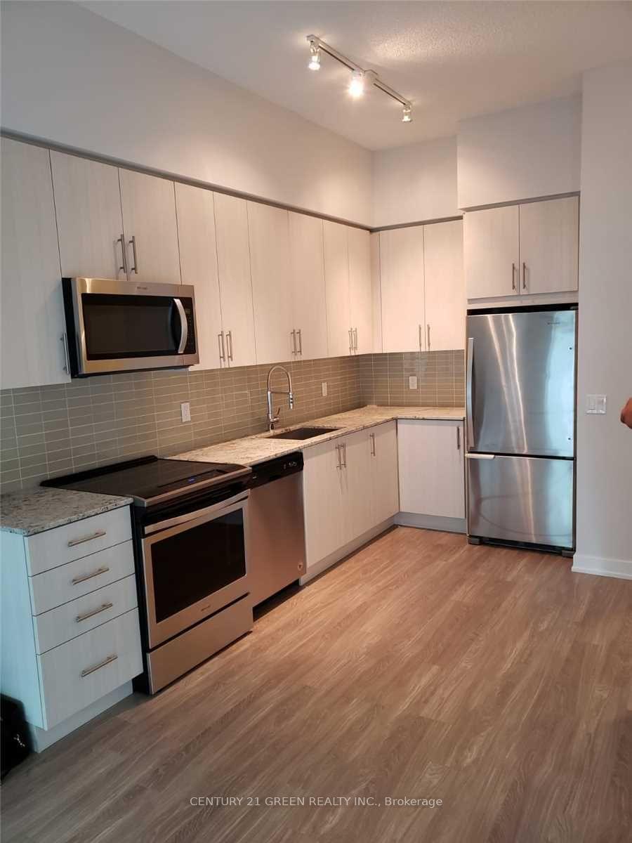 2 Bedrooms Condo at 4055 Parkside Village, Mississauga For sale