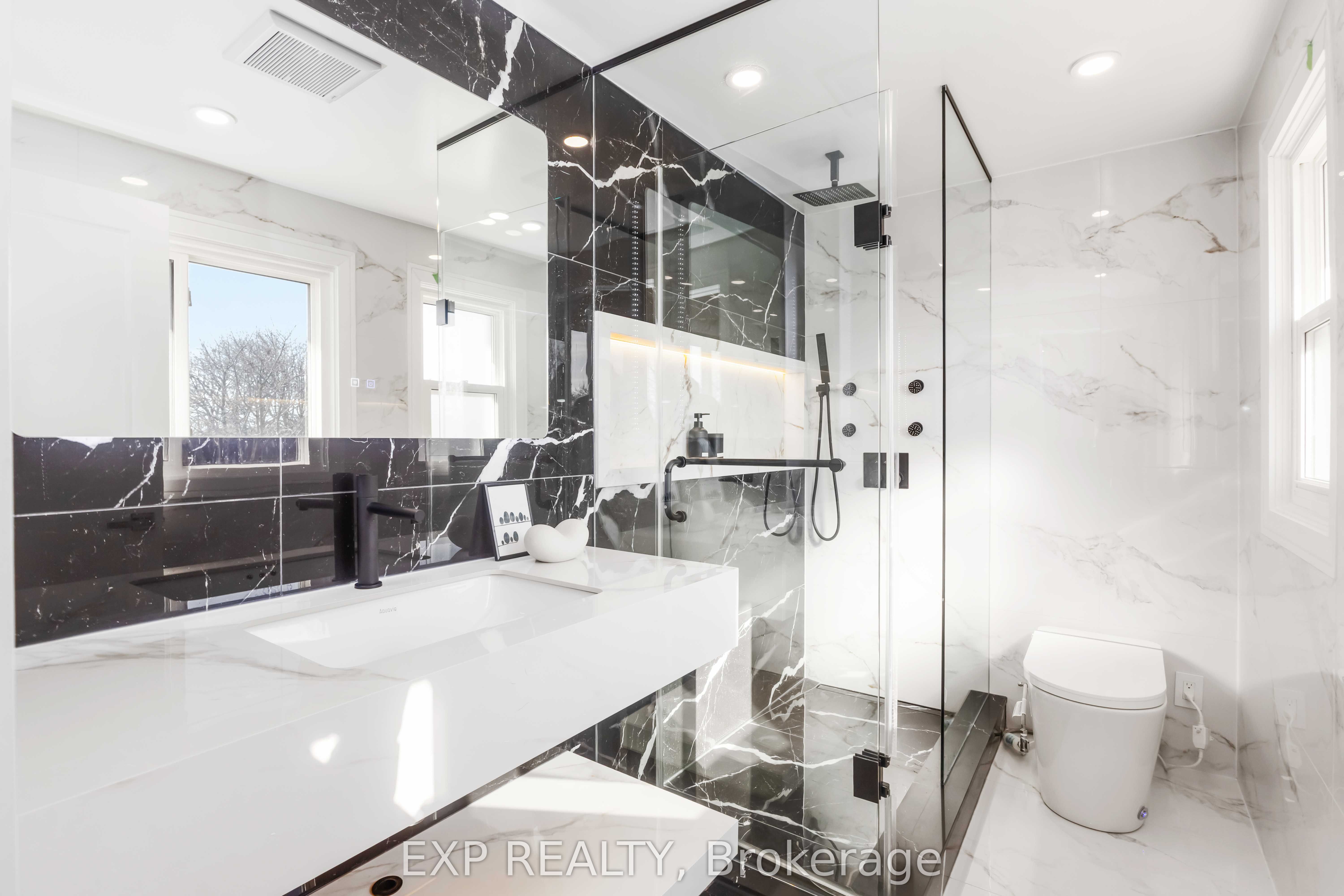56 Cottsmore Crescent, Markham, ON L3R 3X6