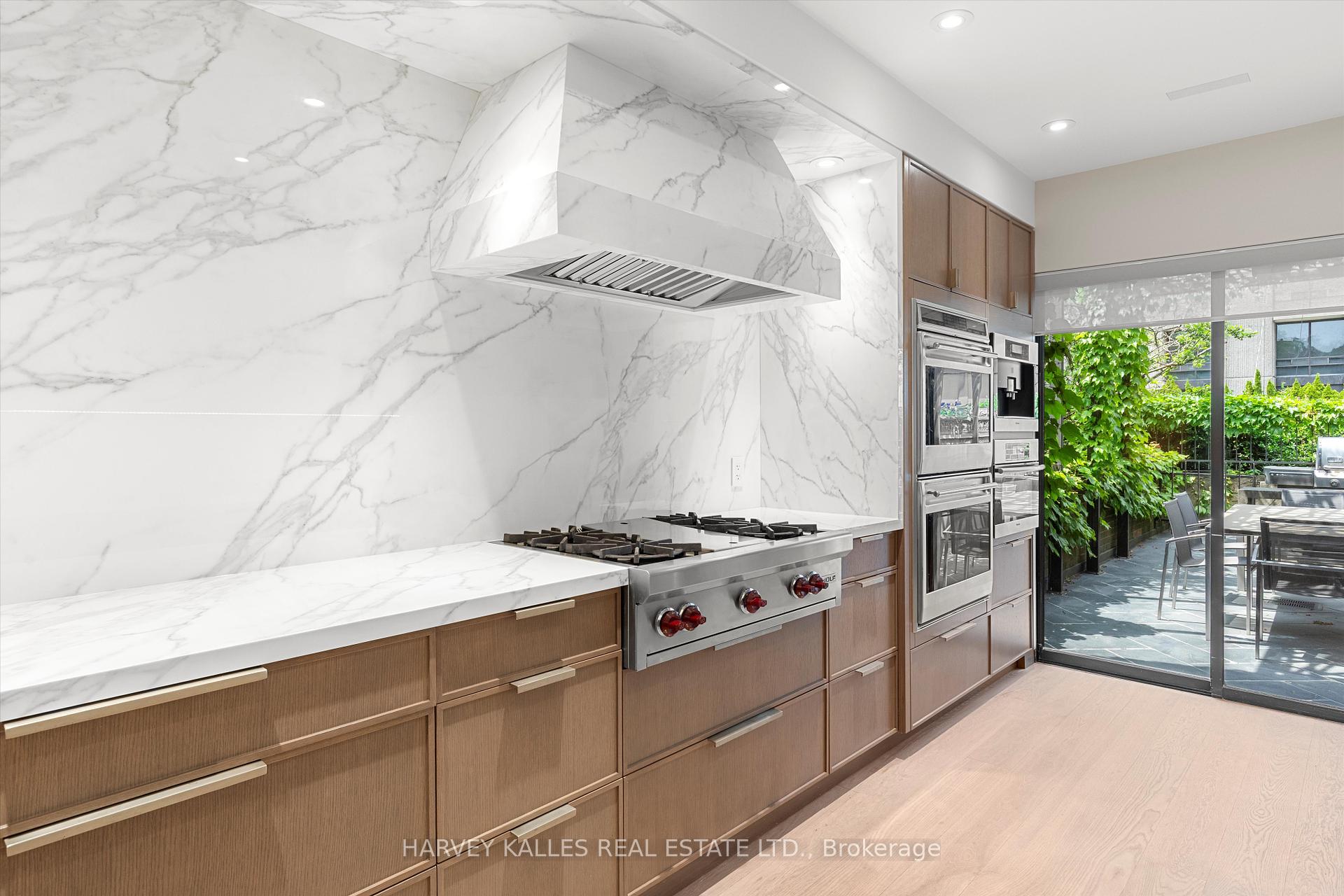 84 Oriole Road