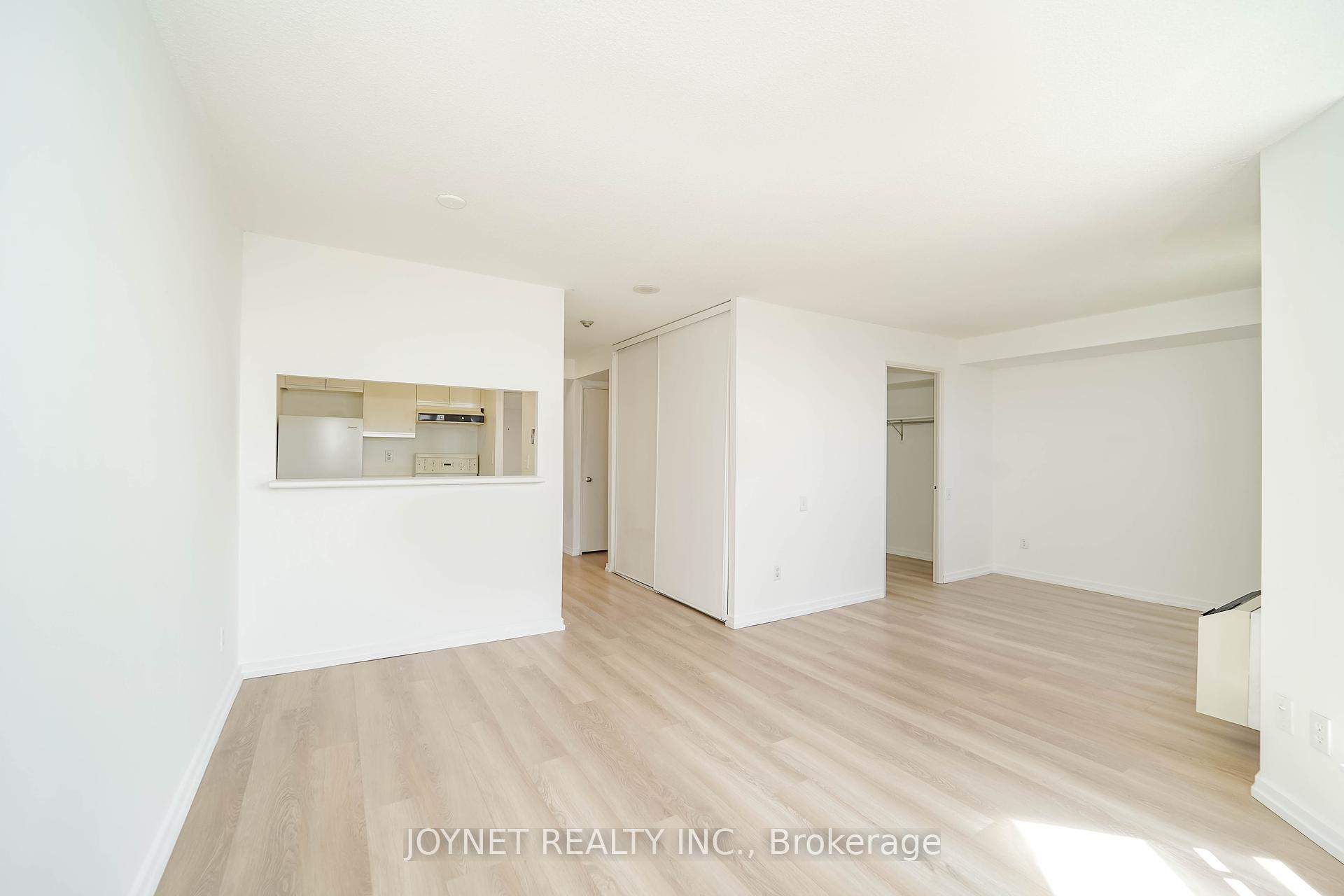 1 Bedroom Condo at 2460 Eglinton, Toronto For sale