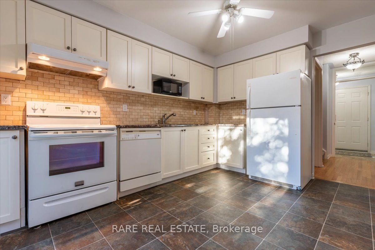 120 D'ambrosio Drive, #28
