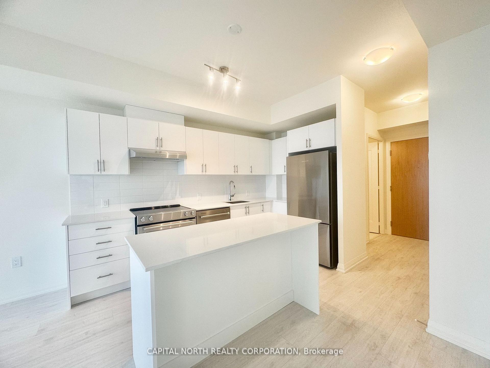 1 Bedroom Condo at 8960 Jane, Vaughan For sale