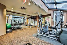 1 Bedroom Condo at 9 Burnhamthorpe, Toronto For sale