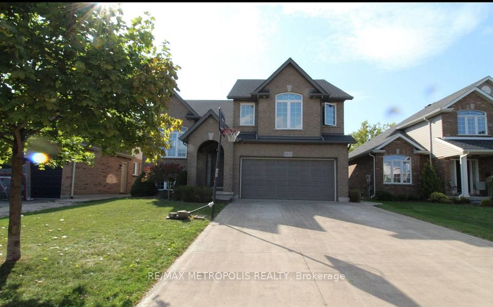 6871 St Michael Avenue, Niagara Falls, ON L2H 0A2