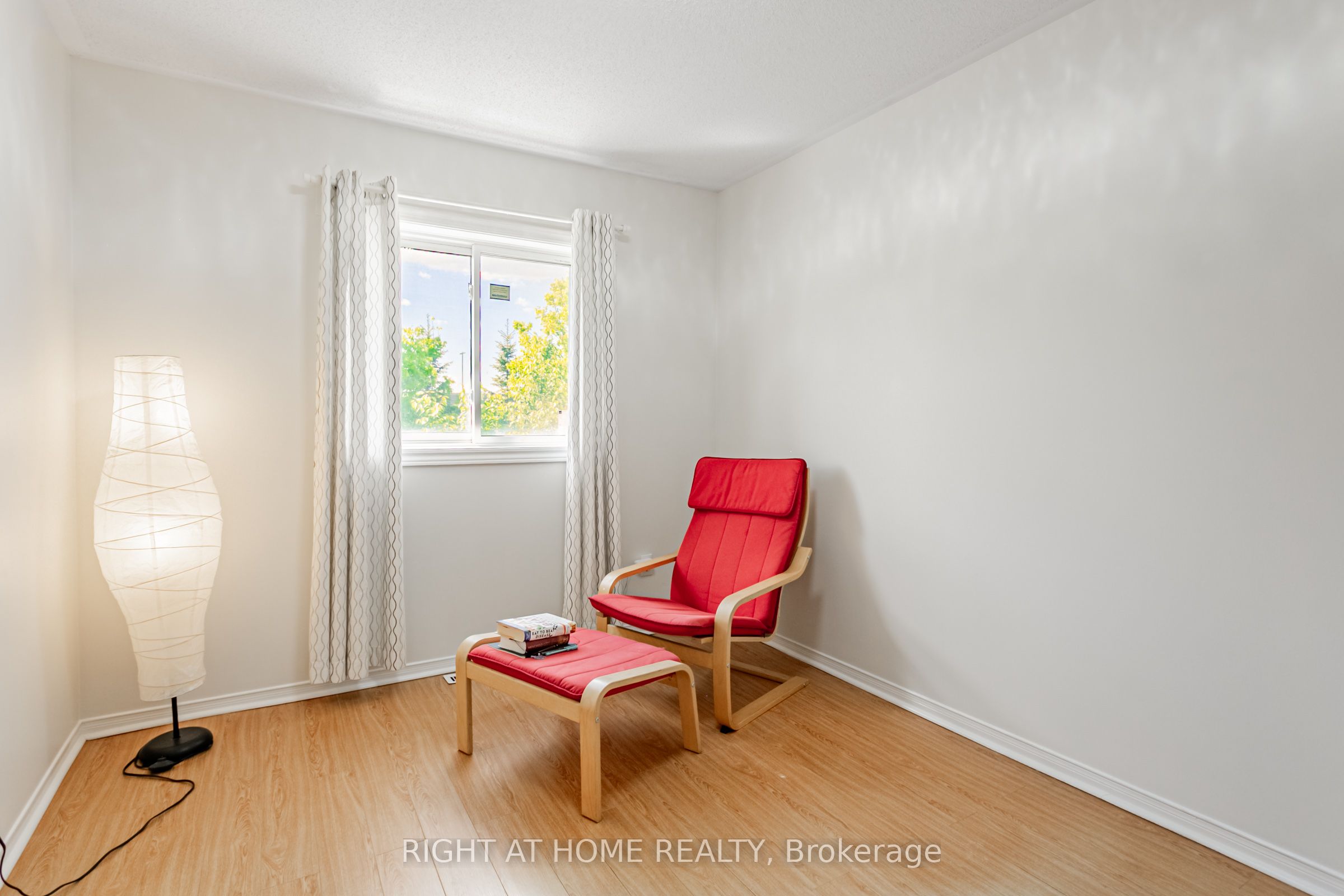 5223 Fairford Crescent, #67