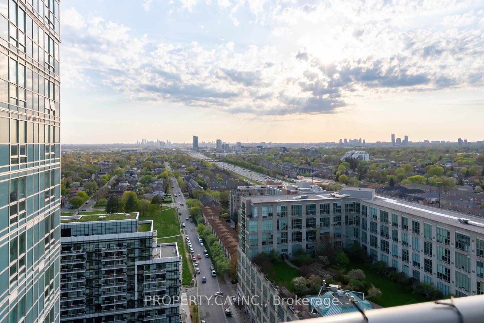 2 Bedrooms Condo at 165 Legion, Toronto For sale