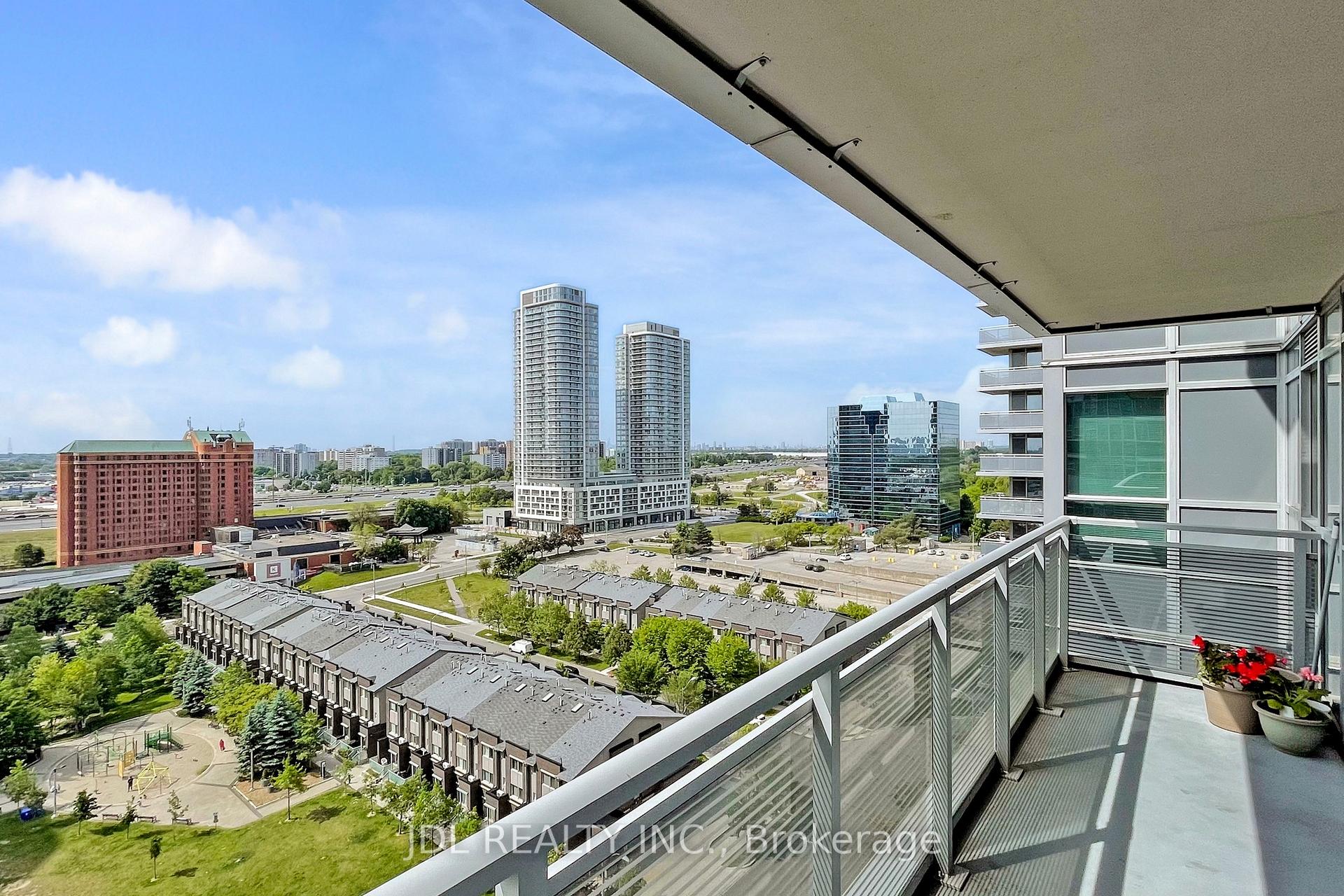 2 Bedrooms Condo at 255 Village Green, Toronto For sale