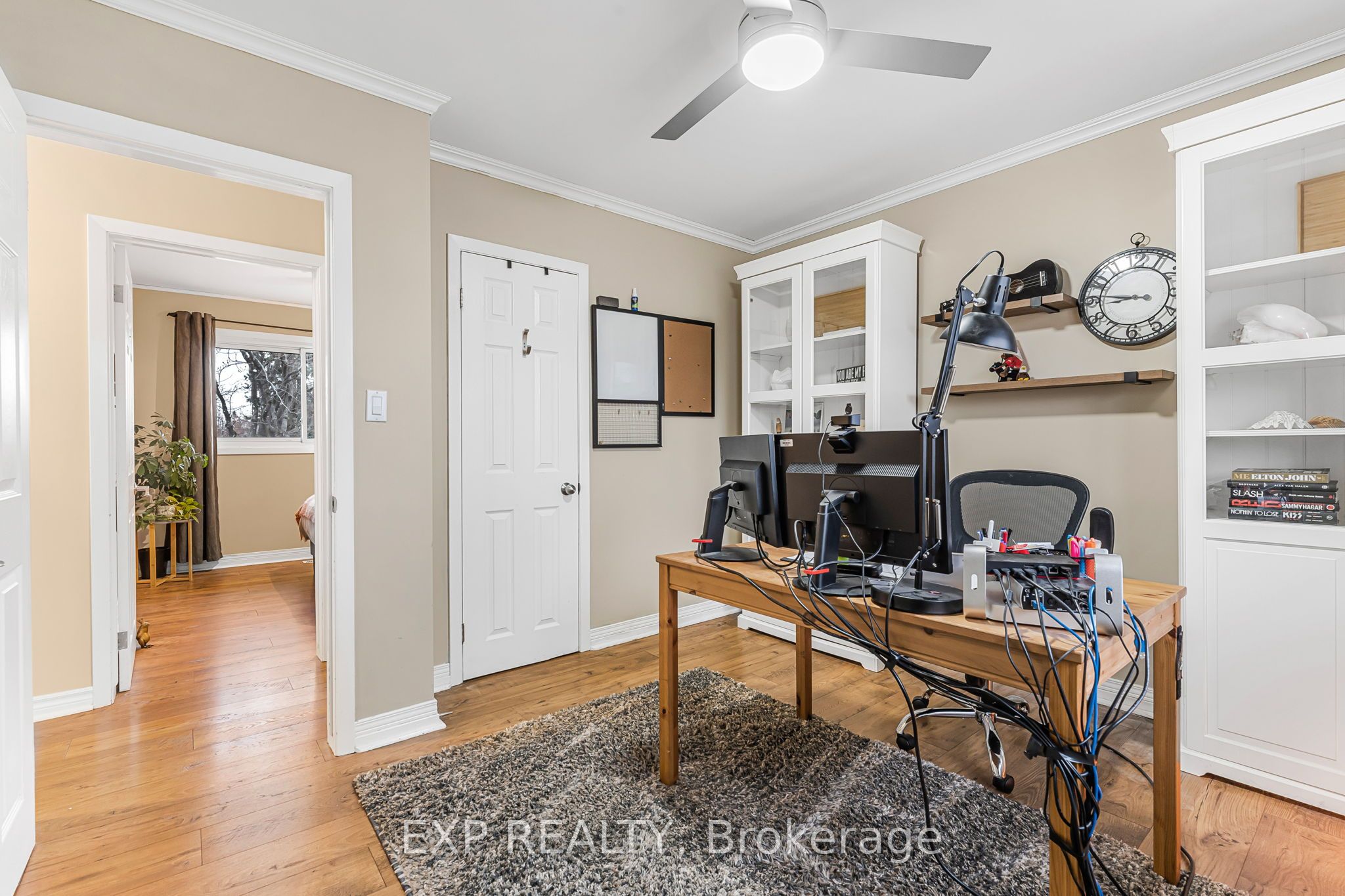 5 Tamarack Street, Welland, ON L3C 4X6