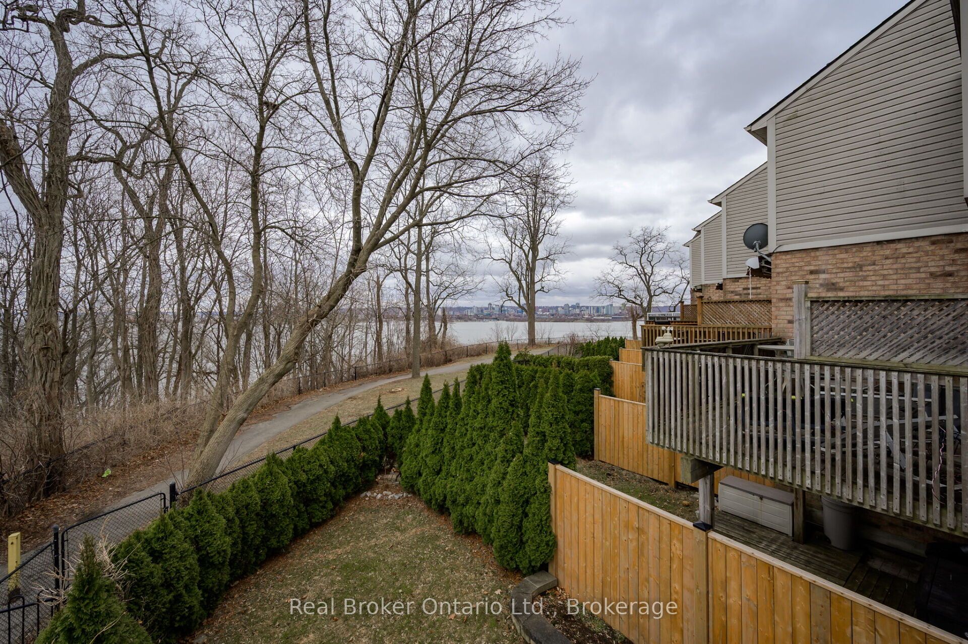 710 Spring Gardens Road, #98