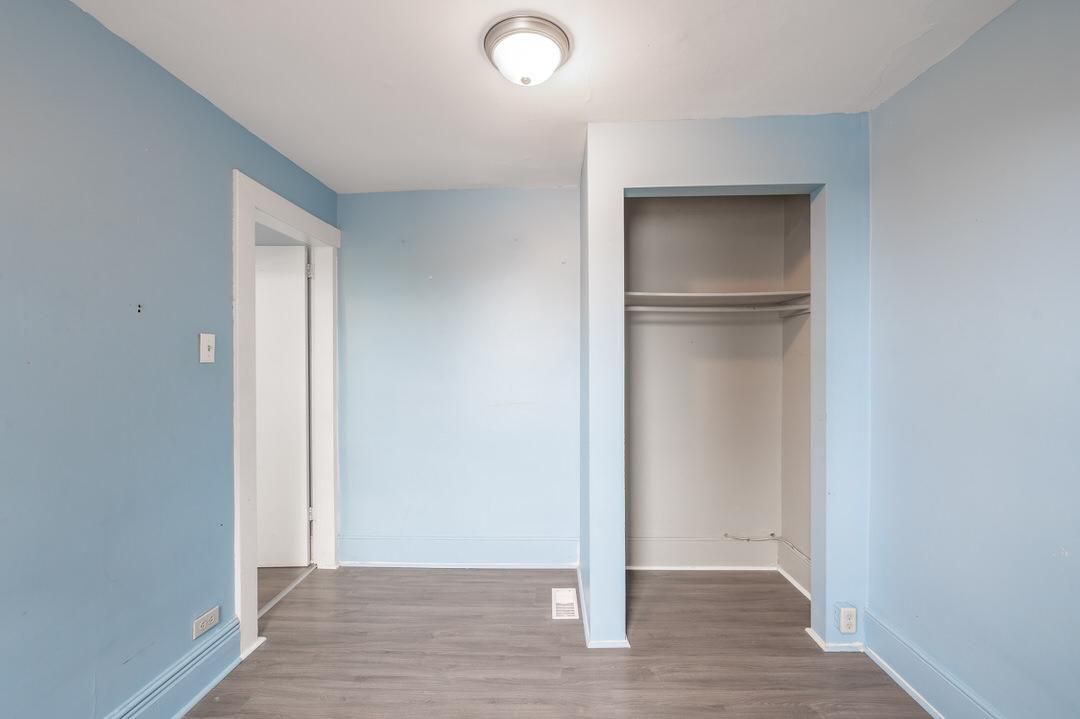 284 Brock Street Peterborough Central Ontario K9H 2R1