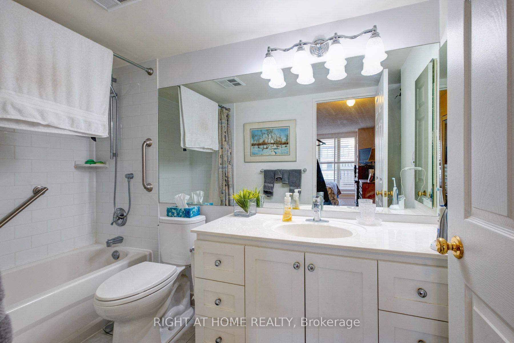 25 Austin Drive, #923