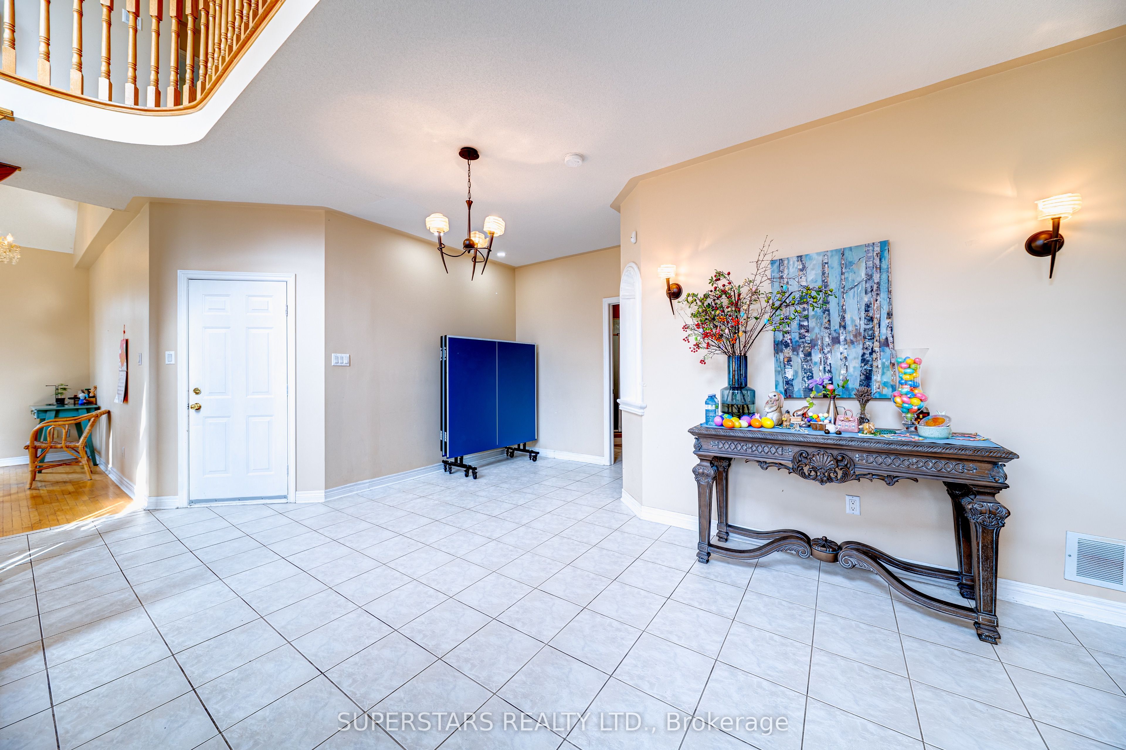 207 Frank Endean Road