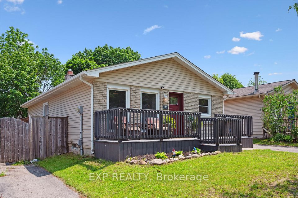 170 Natchez Road, Kitchener, ON N2B 3L2