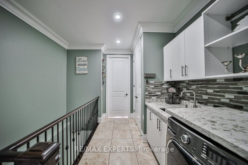 28 Pendergast Court