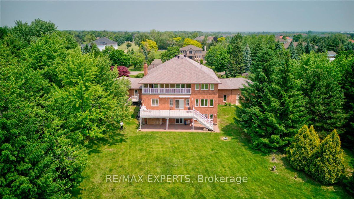 9 Cynthia Crescent