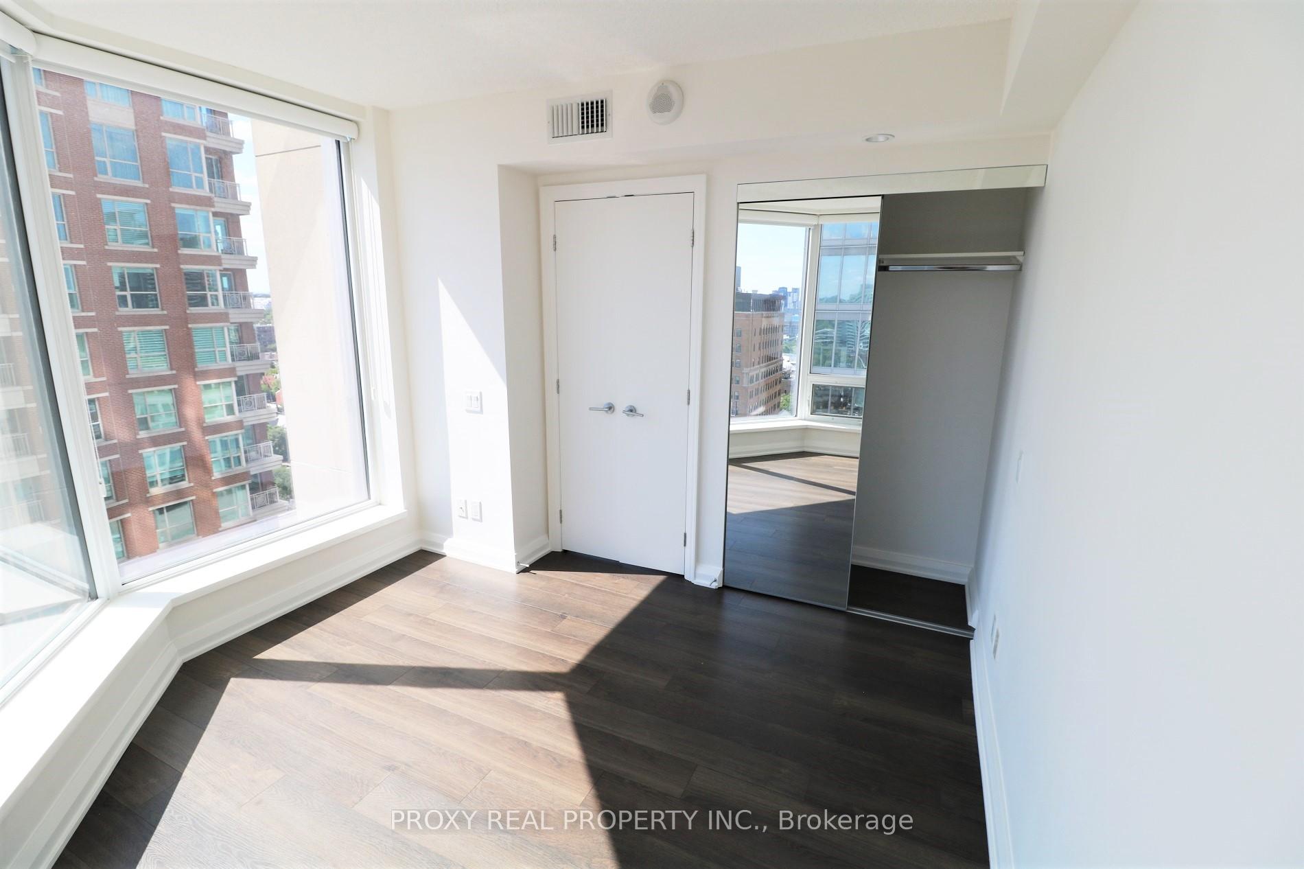 2 Bedrooms Condo at 155 Yorkville, Toronto For sale