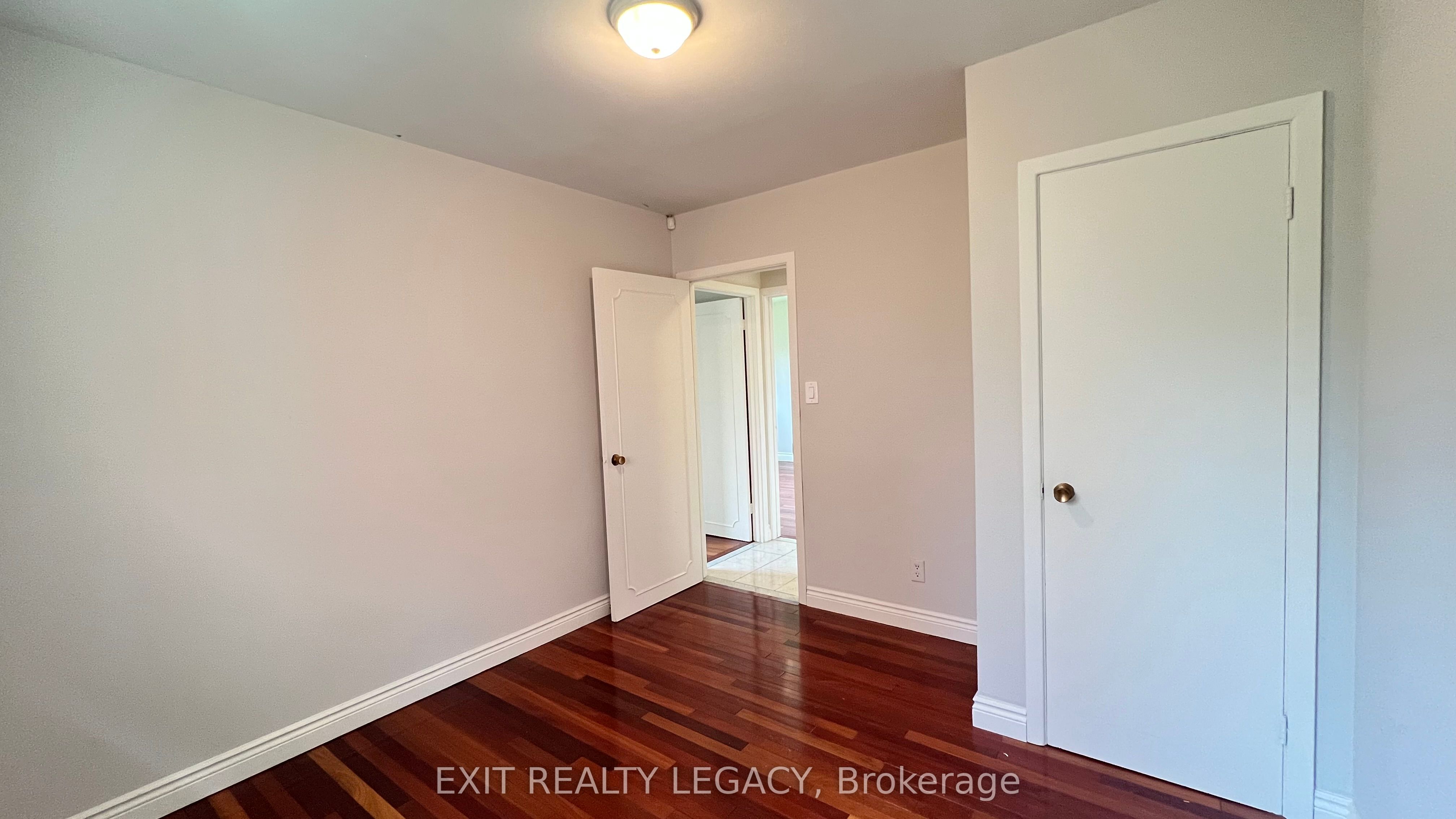 89 Bond Crescent