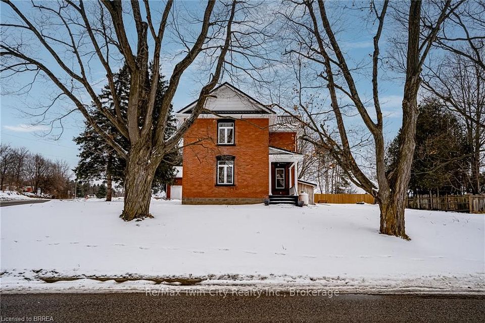 32 Princess Street, Brant, ON N0B 1W0