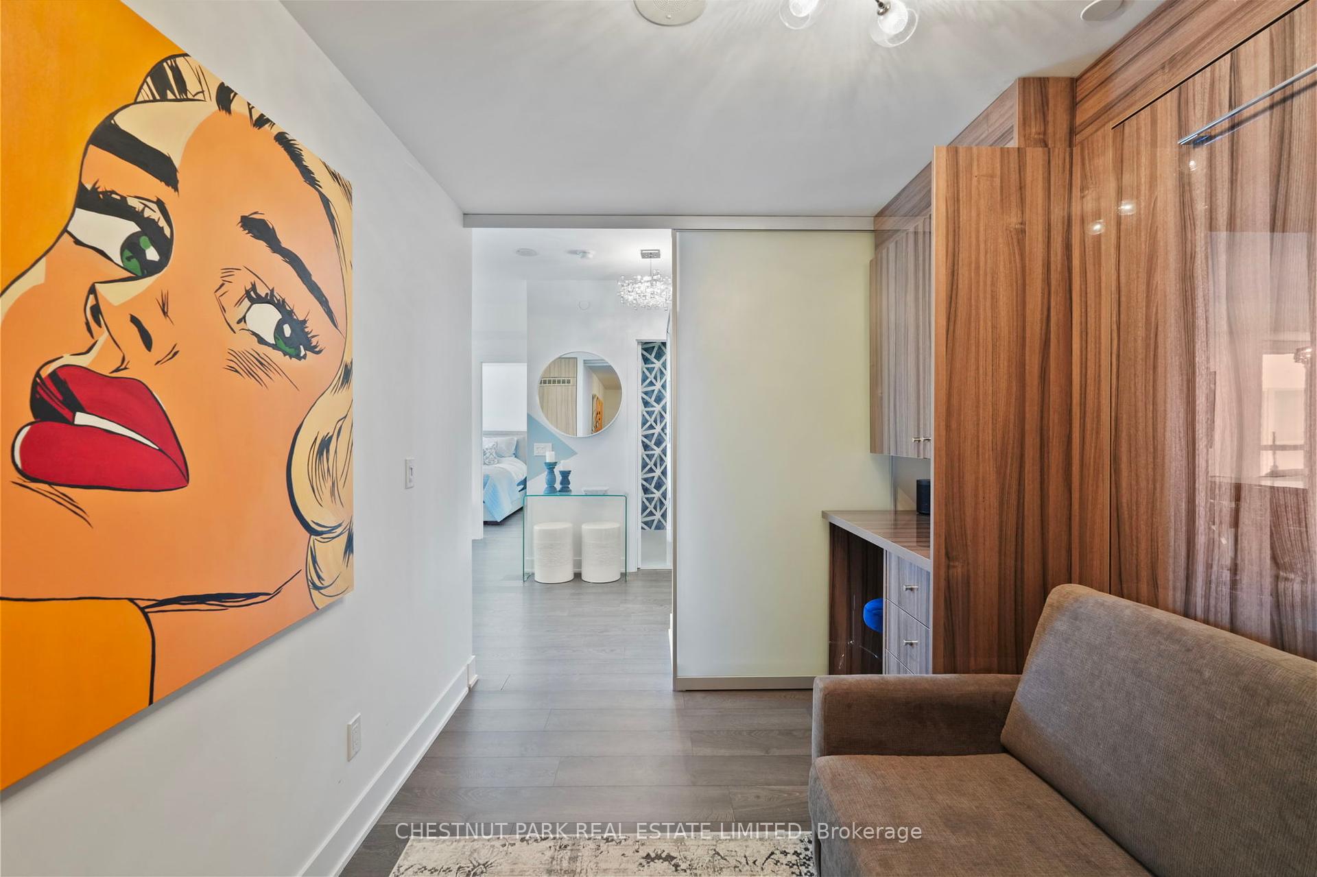 3 Bedrooms Condo at 38 Cameron, Toronto For sale