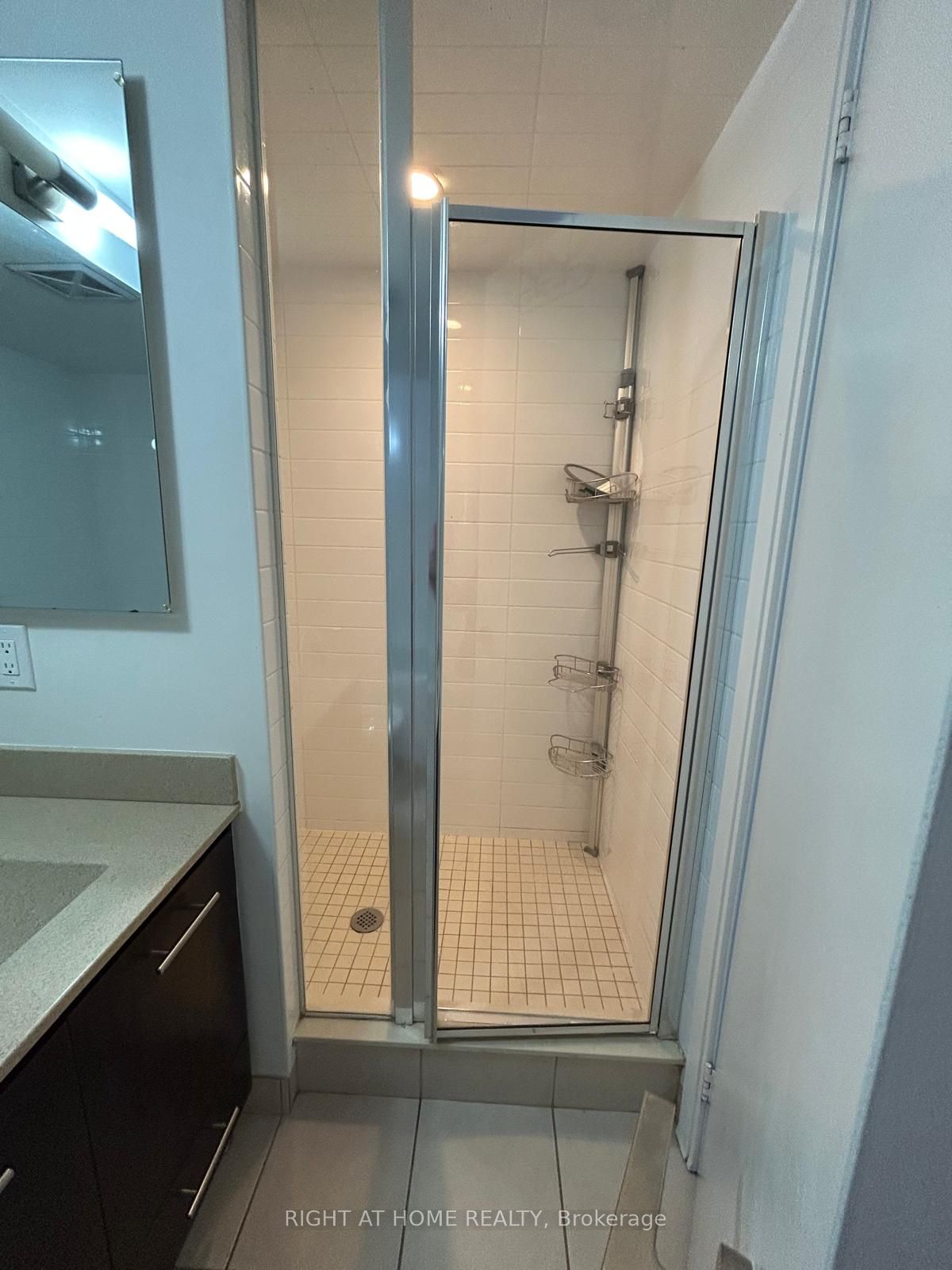 125 VILLAGE GREEN Square, #3703