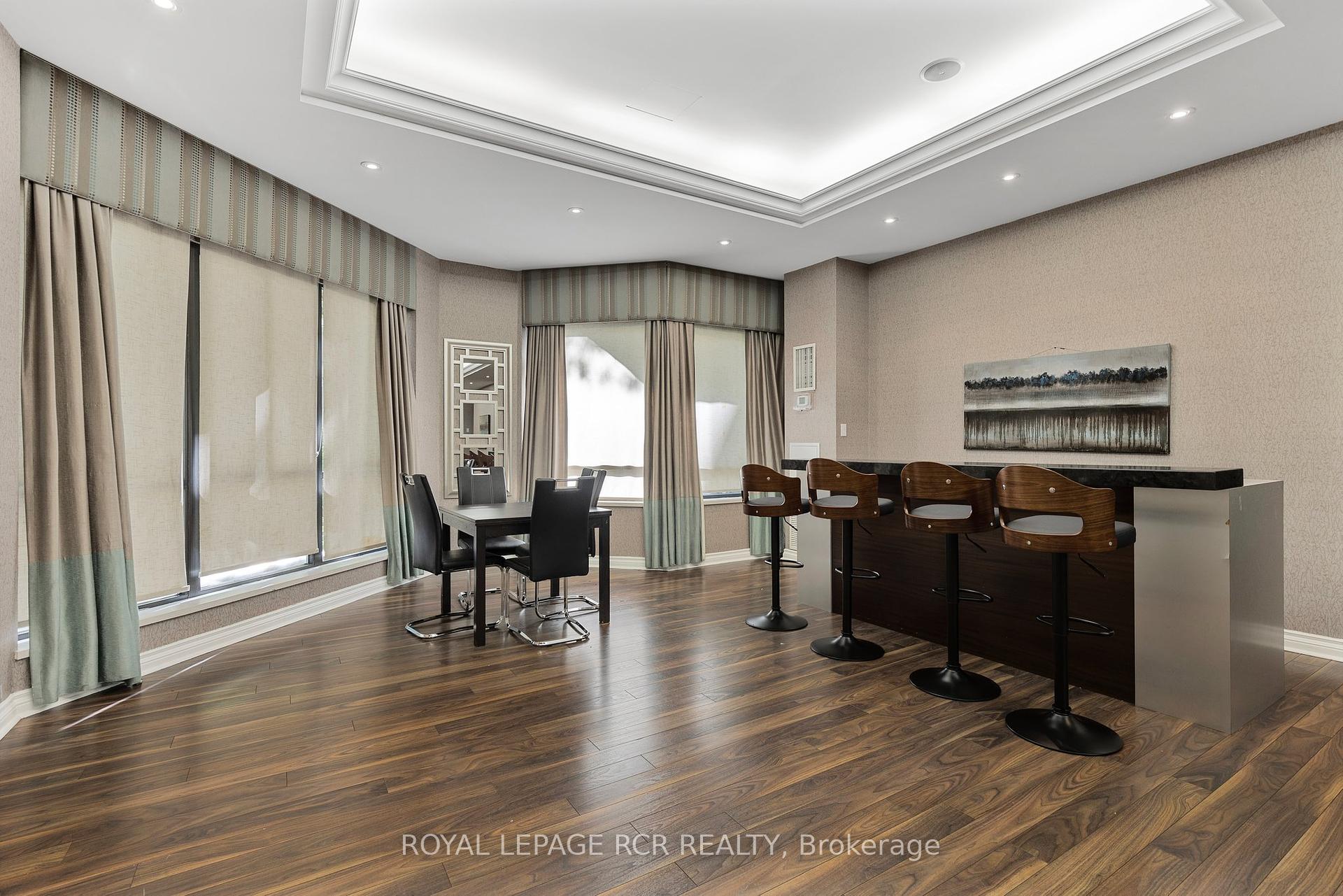 2 Bedrooms Condo at 195 St Patrick, Toronto For sale