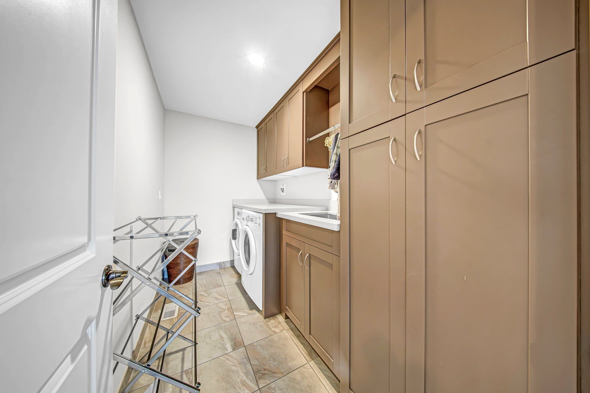 106 Shoreview Place