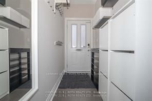 1812 Burnhamthorpe