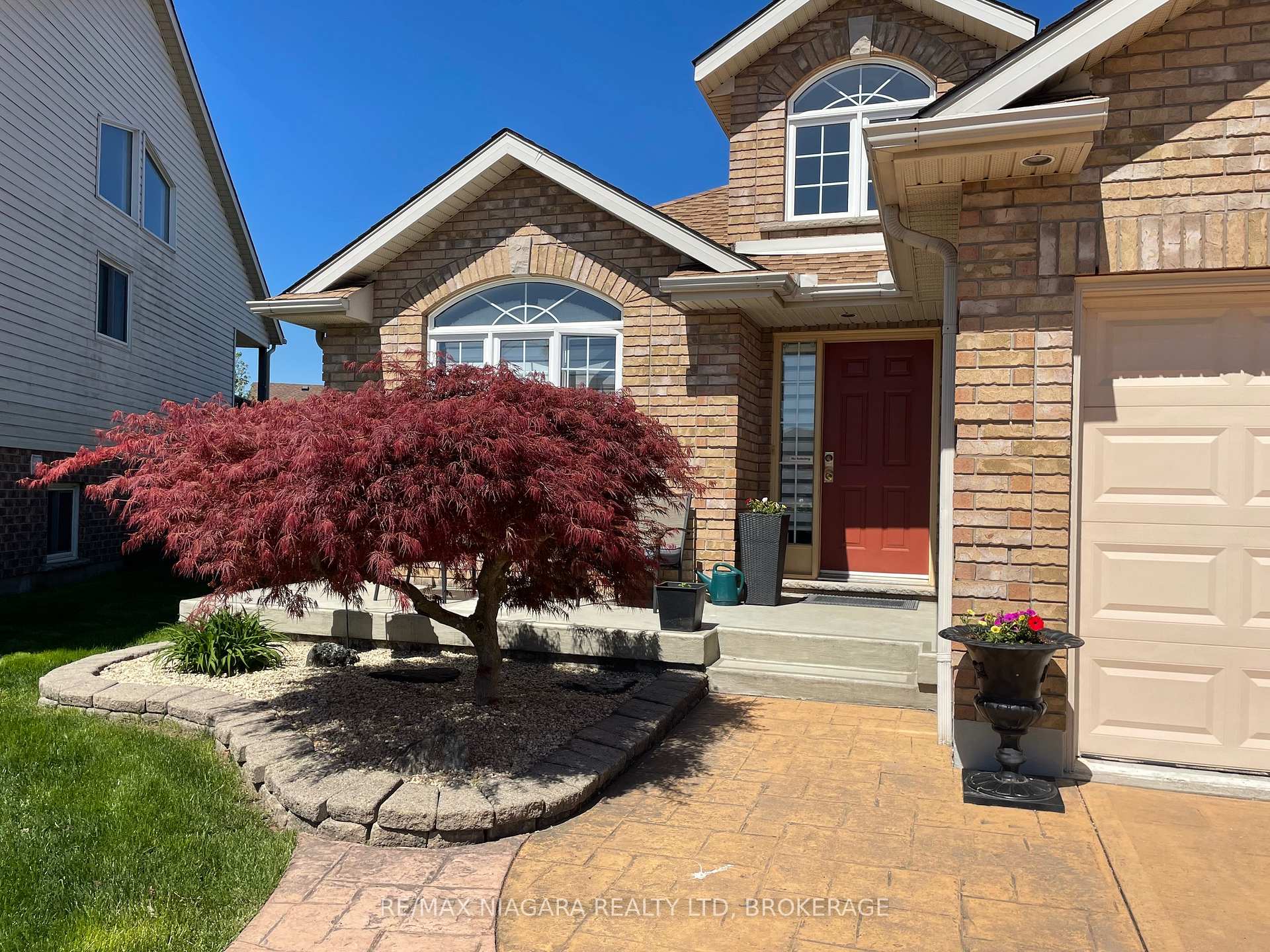 7097 Bryanne Court, Niagara Falls, ON L2H 3L4