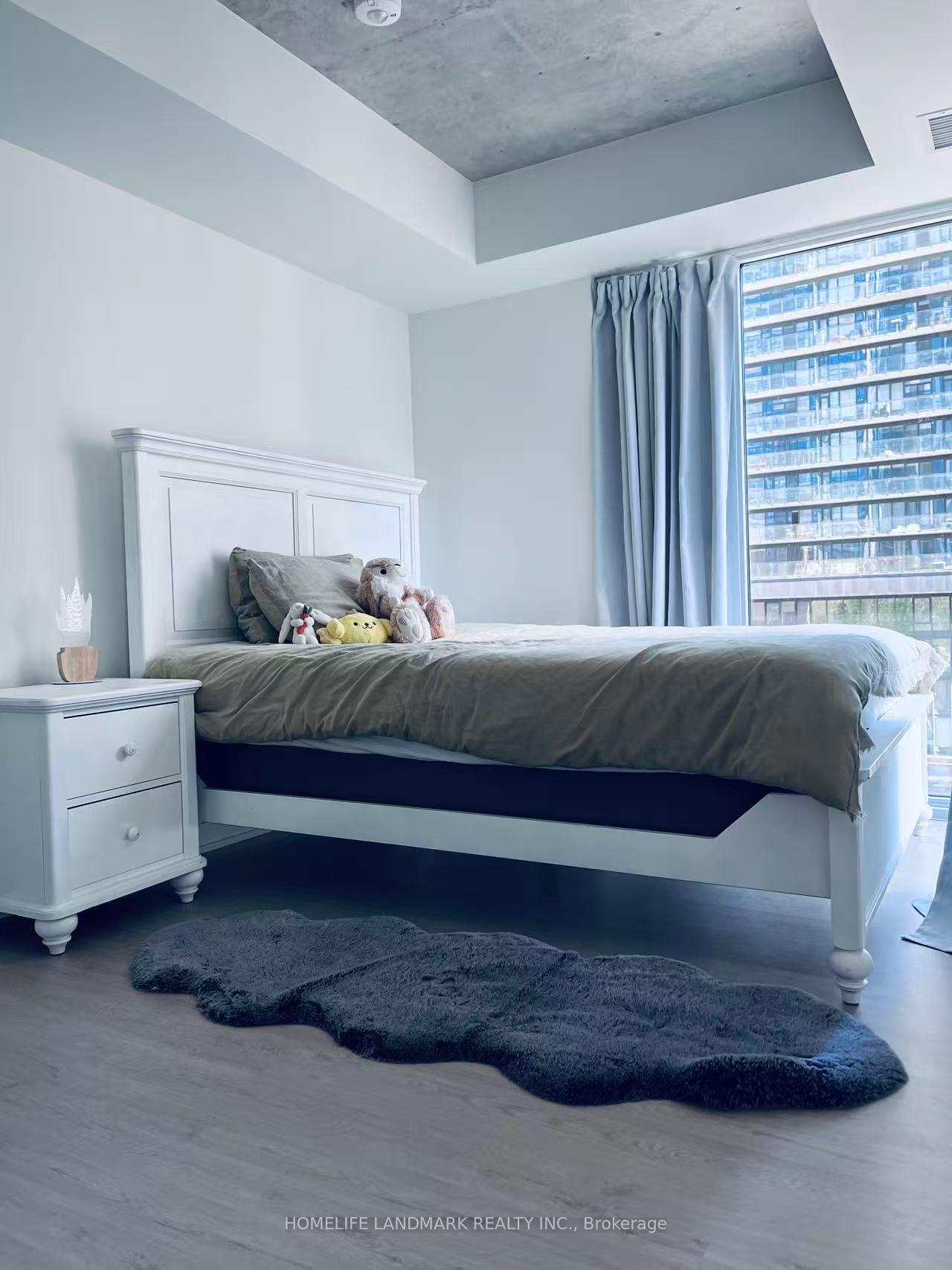 3 Bedrooms Condo at 65 Mutual, Toronto For sale