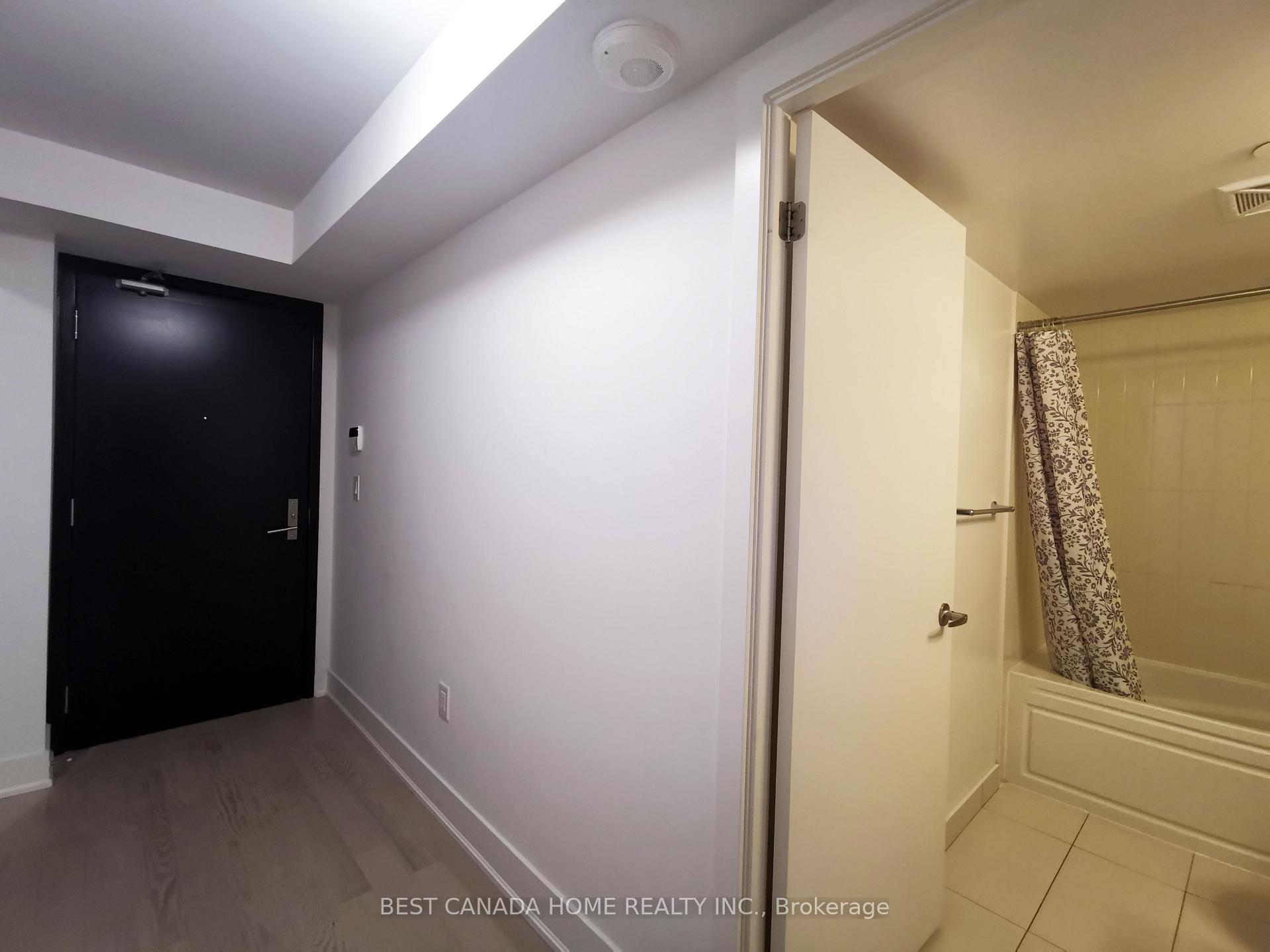 Condo at 955 Bay,  Toronto For sale
