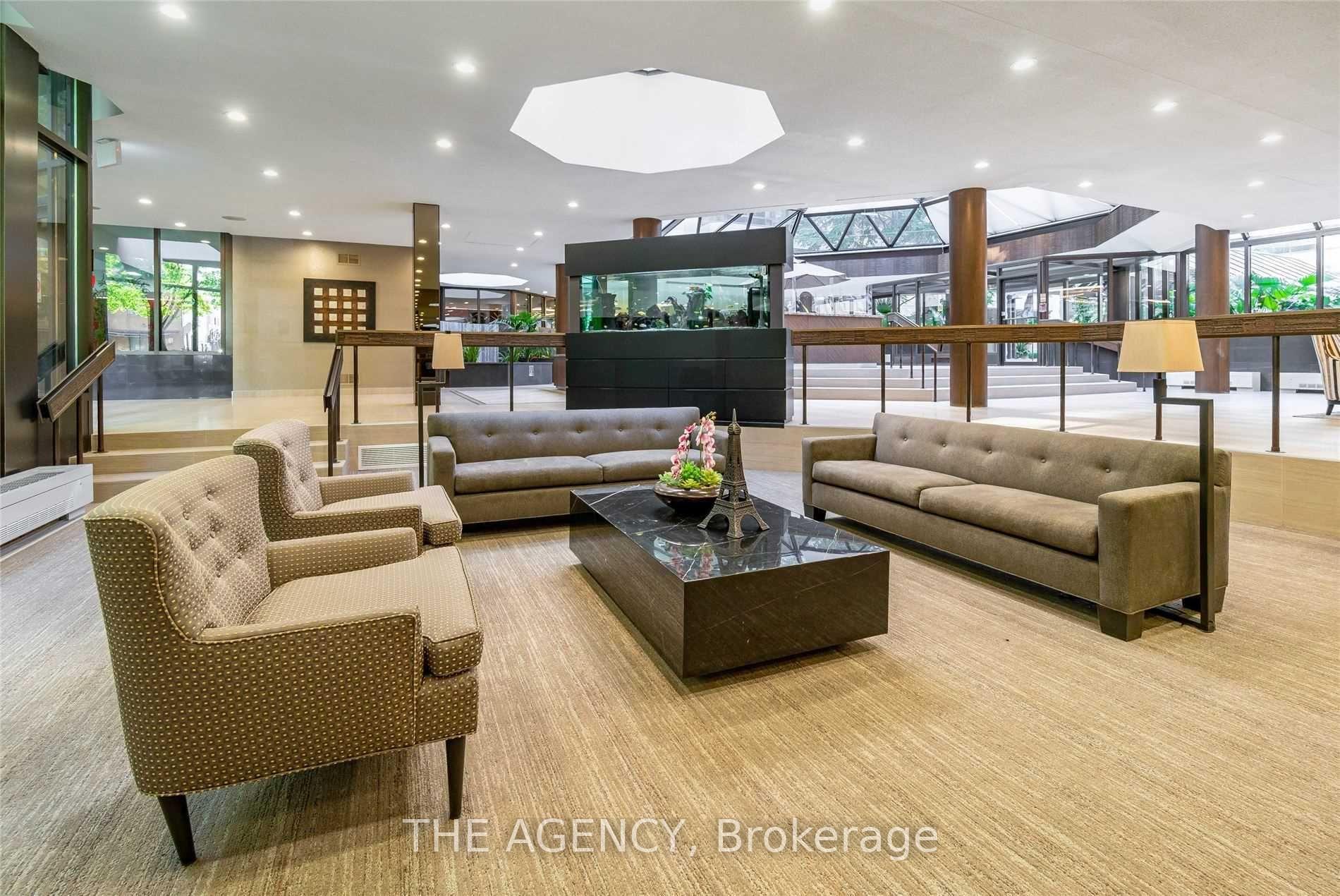 2 Bedrooms Condo at 211 St Patrick, Toronto For sale