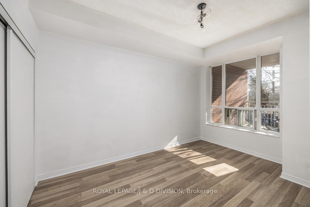 1 Bedroom Condo at 485 Rosewell,  Toronto For sale