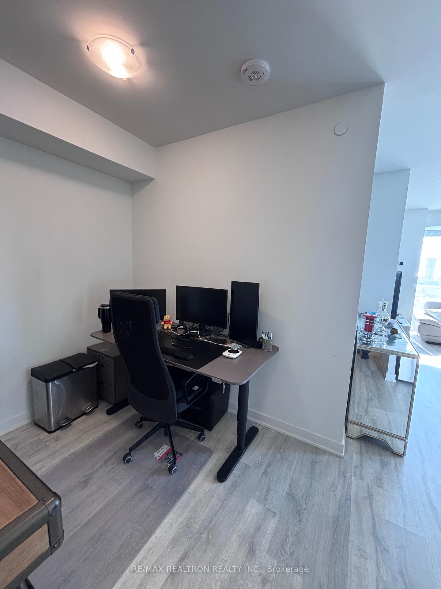 3 Bedrooms Condo at 100 Dalhousie, Toronto For sale