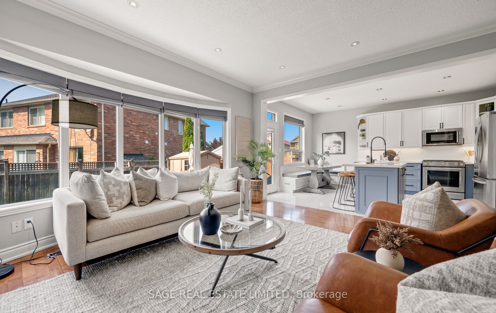 3911 Rosanna Drive