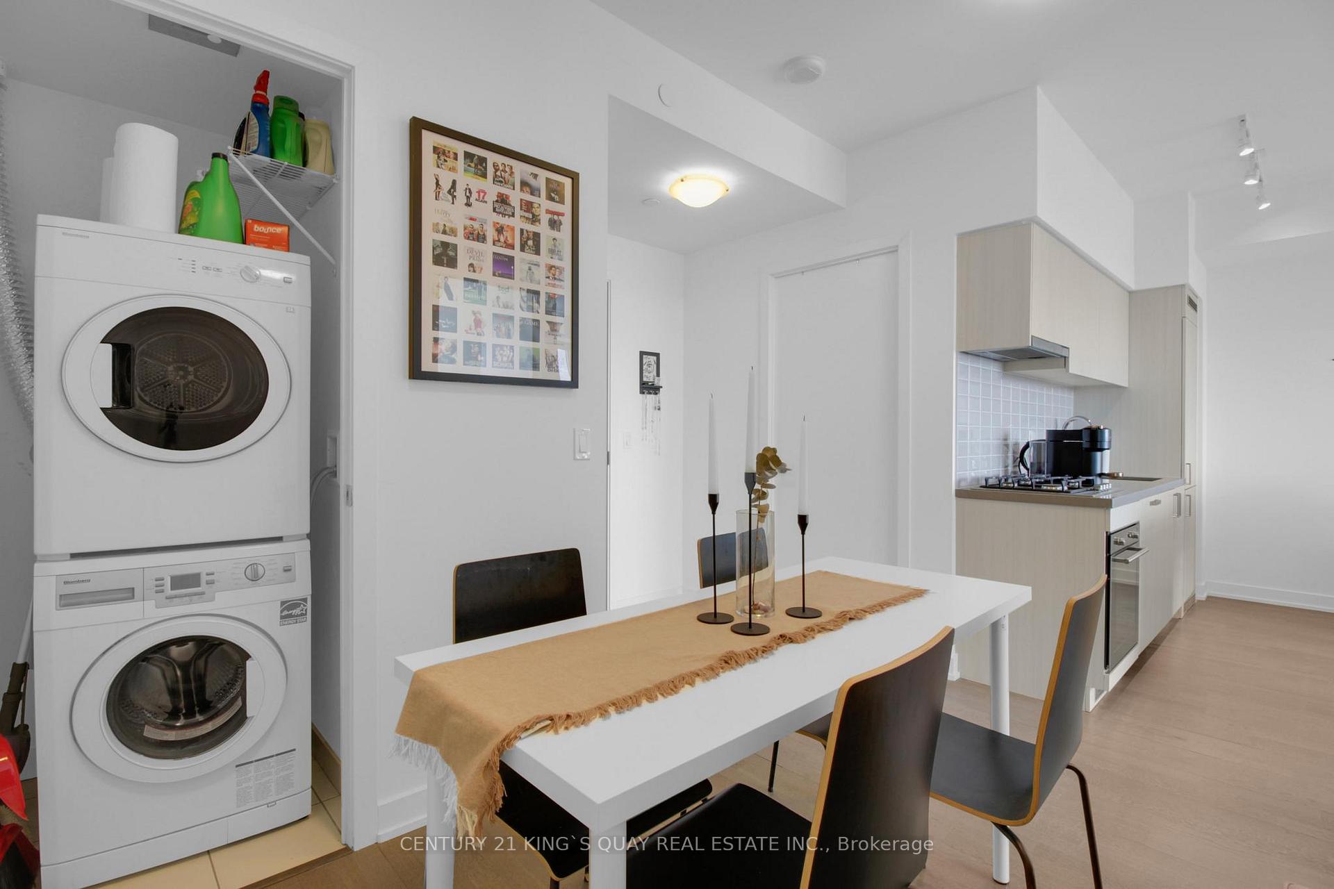 2 Bedrooms Condo at 501 St Clair,  Toronto For sale