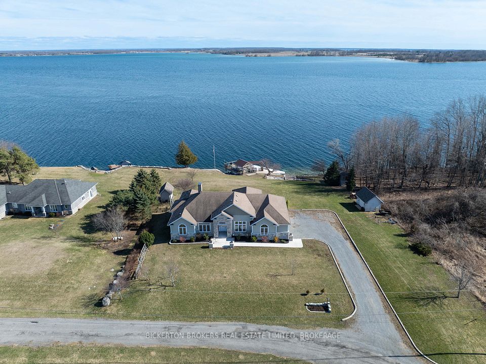 255 Good Friend Drive, Frontenac Islands, ON K7G 2V6